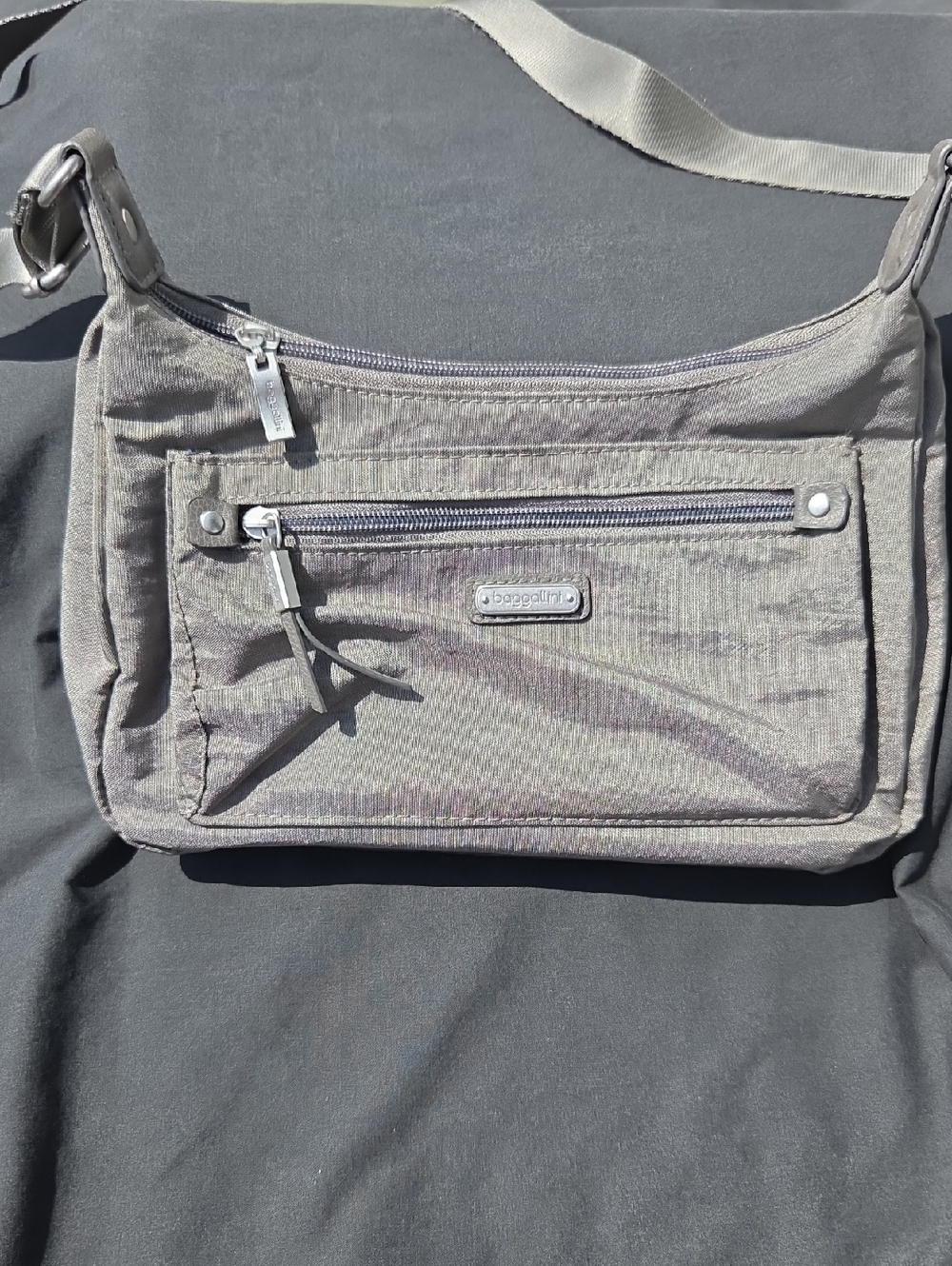 Baggallini Gray Nylon Crossbody Bag